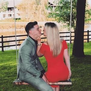 Meet your Posher, Francis